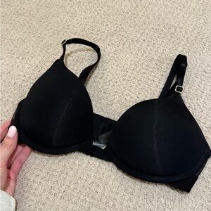 Everyday Black T-Shirt Bra with Light Padding